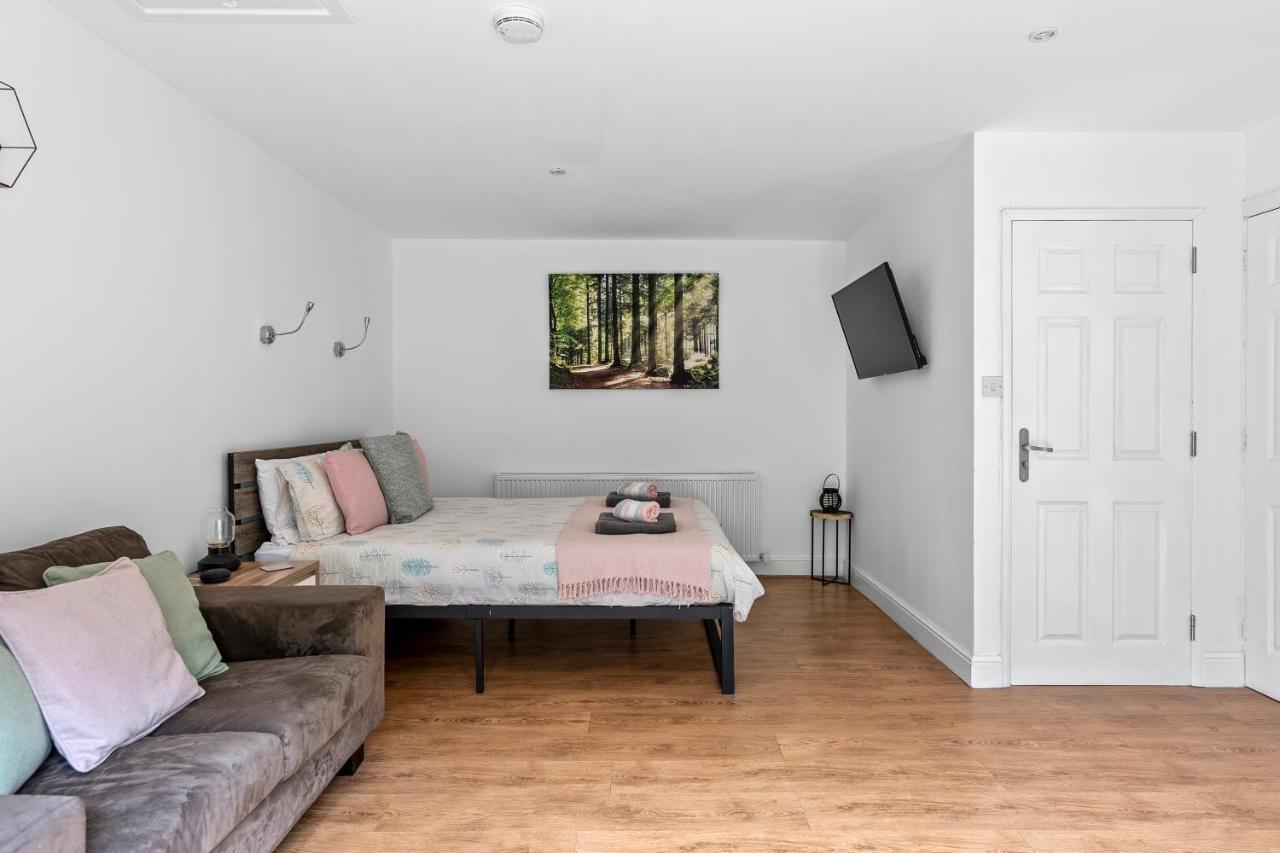 Number 2, Lytton Tree Lodge, Reydon, Southwold Экстерьер фото