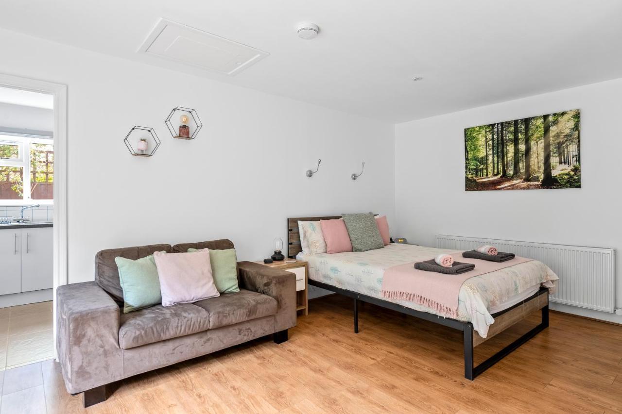 Number 2, Lytton Tree Lodge, Reydon, Southwold Экстерьер фото